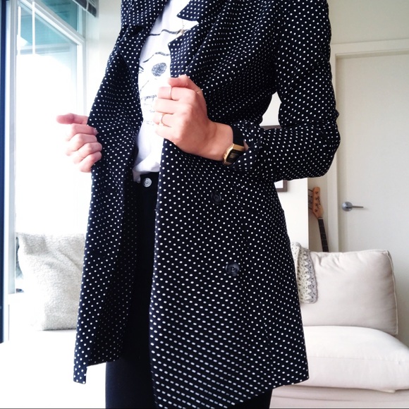 Reformation Blazer - Picture 3 of 7